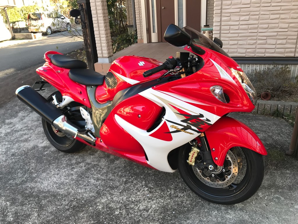 ネイキッド Zrx10r からツアラー Gsx1300r隼 に乗り換えた感想 石ログ ネイキッド Zrx10r からツアラー Gsx1300r隼 に乗り換えた感想 石ログ