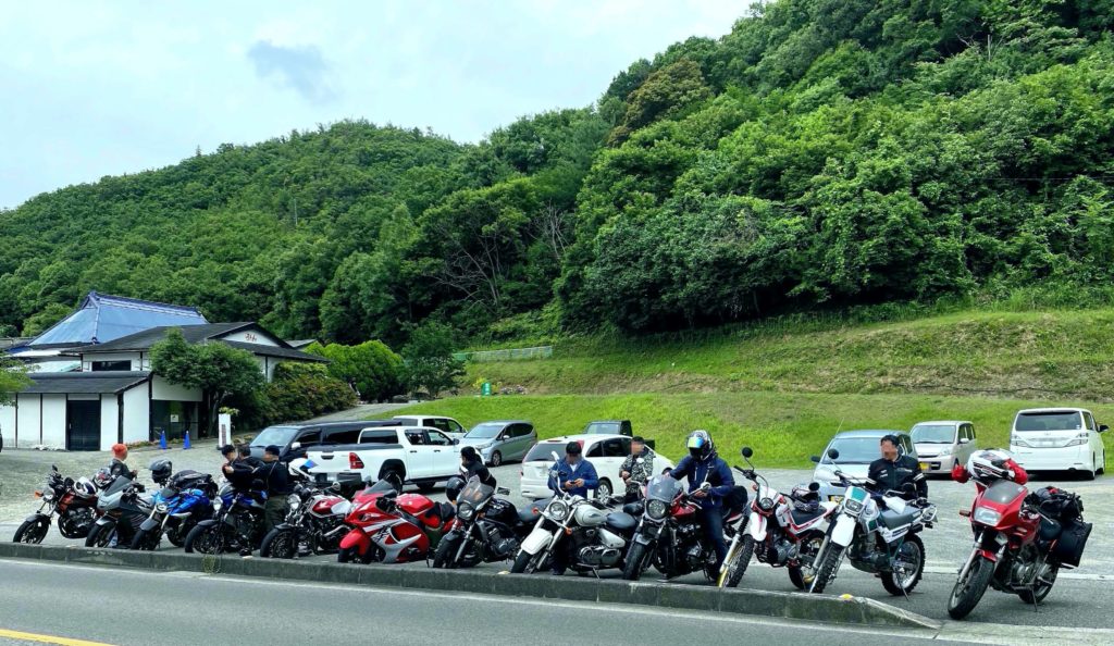 山賊村到着